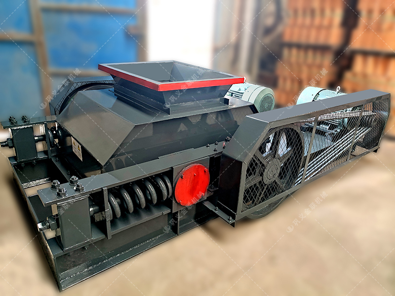 硬岩与软岩通吃,双齿辊破碎机的“牙齿”究竟有多锋利? 硬岩与软岩通吃,双齿辊破碎机的“牙齿”究竟有多锋利?